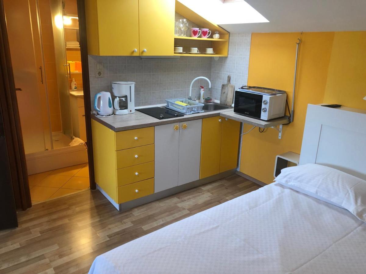 Studio Neven With Sea View Baška Eksteriør billede