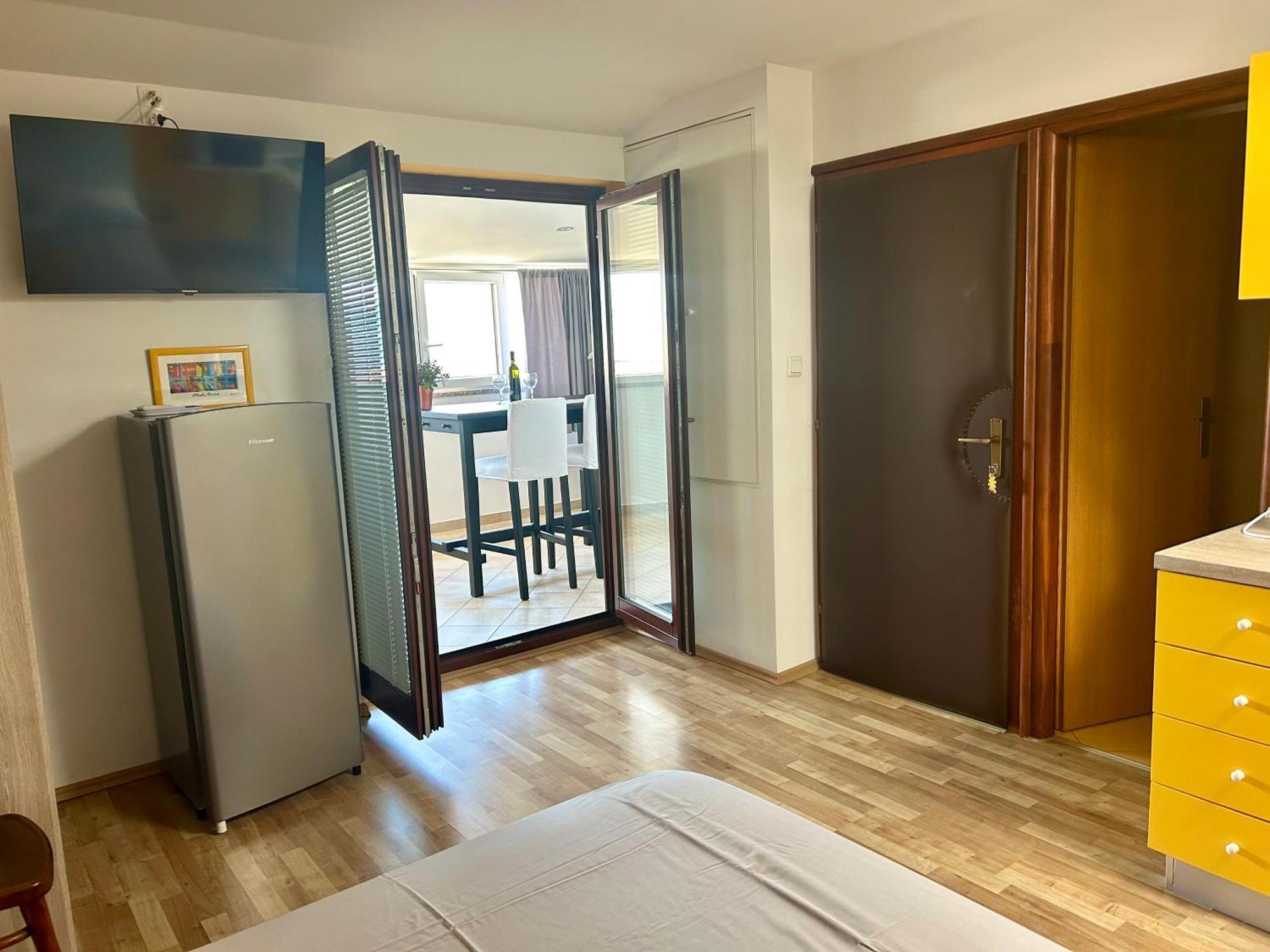 Studio Neven With Sea View Baška Eksteriør billede